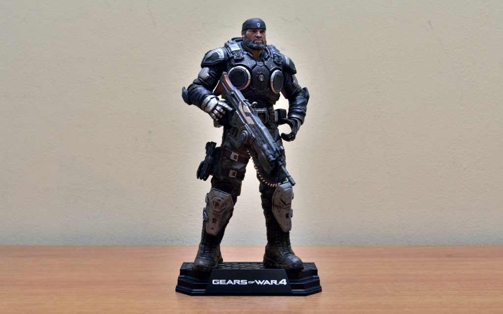 Gears of War-4 Marcus Fenix Figure in Base