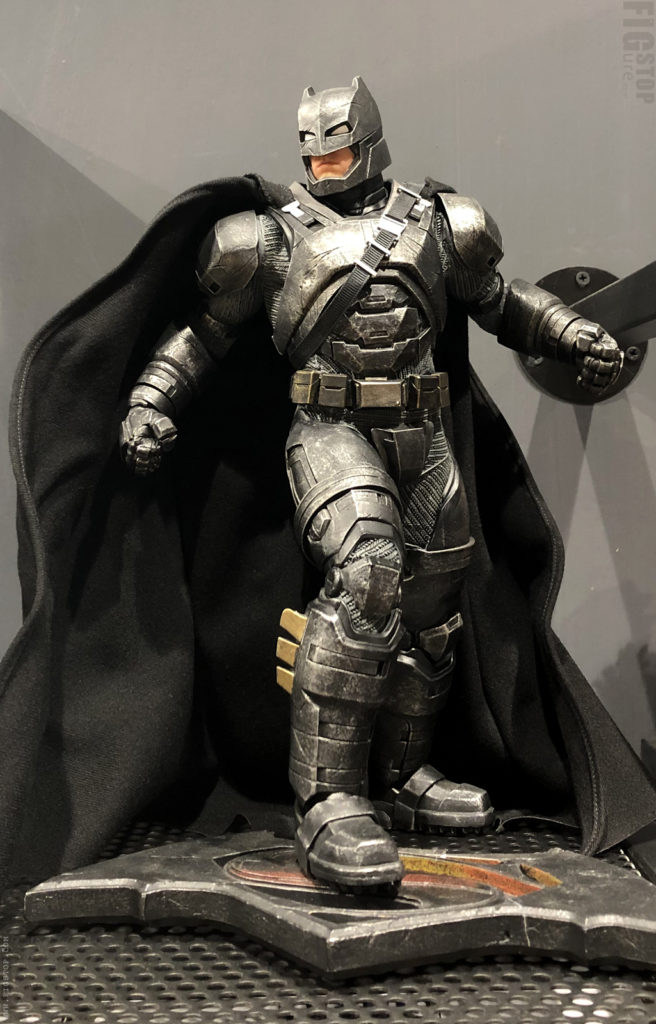 Batman vs Superman - Statue